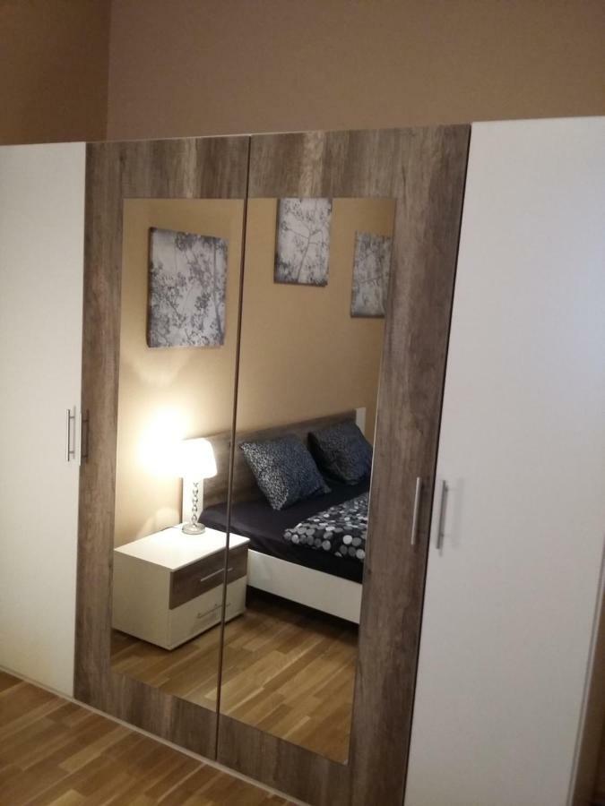 Angel Apartment Nr 4 Near To The Center Prag Eksteriør billede